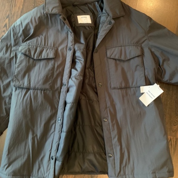 Tech Shirt Jacket by Old Navy. Water and wind resistant. $55 retail. Mens sz XL - Picture 2 of 5